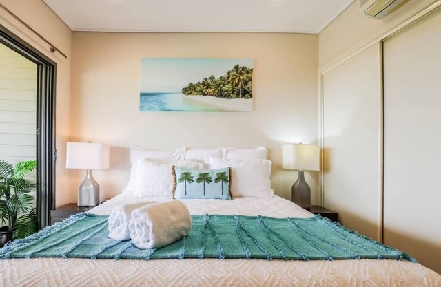 Loka Santi 13: Luxury Beachfront Escape