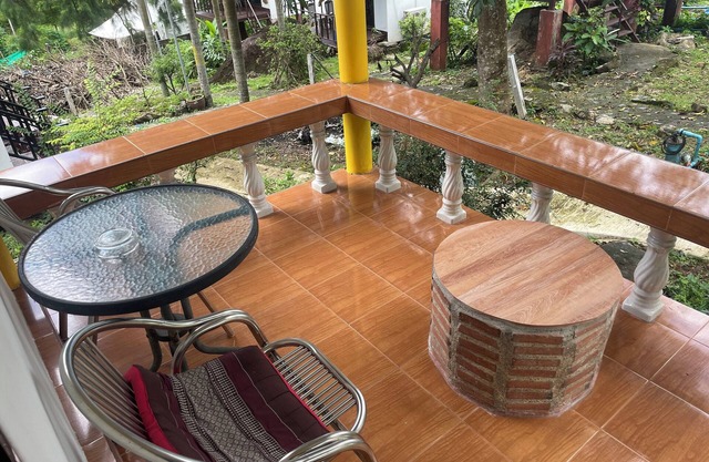 Lonely Beach Pool Resort