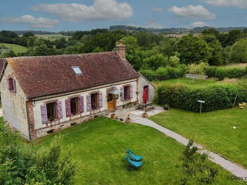 Longère indépendante au calme avec jardin et cheminée, WIFI - FR-1-497-216