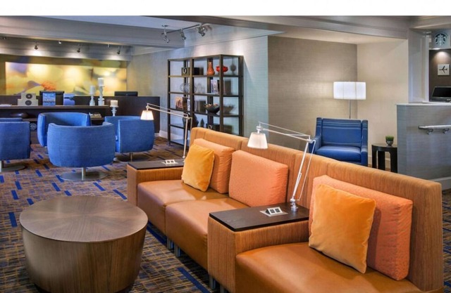 Look No More! 4 Spacious Units, Free Parking, Pets Allowed Near Zoo New England!