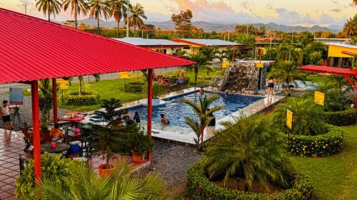 Los Angeles Hotel & Resort