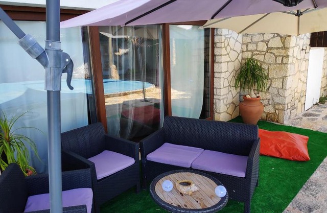 Louro's Villa - 12130AL