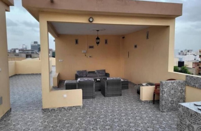 Lovely 1 bedroom apartment in Mermoz w/patio B1
