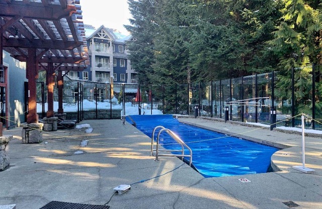 Lovely 2 bedroom condo in Whistler village