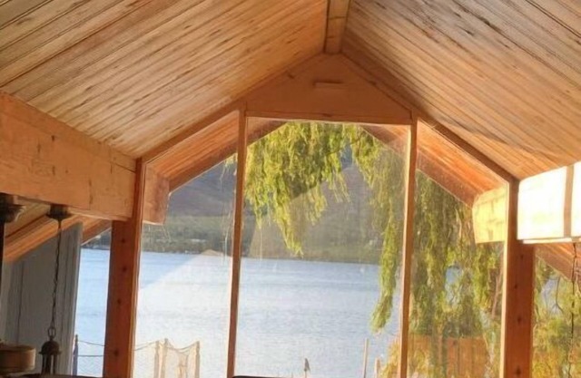 Lovely and quiet cottage on Osoyoos Lake