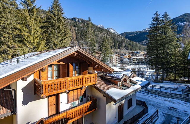 Lovely apartment for 6 people with TV and balcony