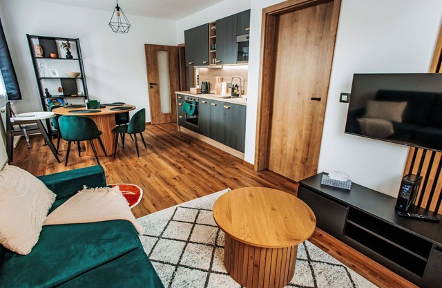 Lovely apartment for 4 guests with TV