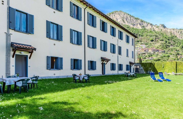 Lovely apartment for 4 guests with WIFI, TV and patio
