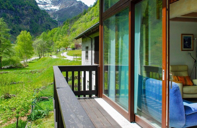 Lovely apartment for 5 guests with WIFI, TV, patio and panoramic view