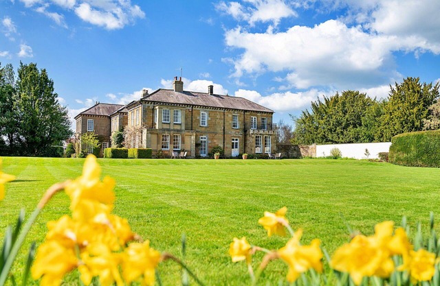 Lovely apartment for 6 people with pool, hot tub, WIFI and terrace