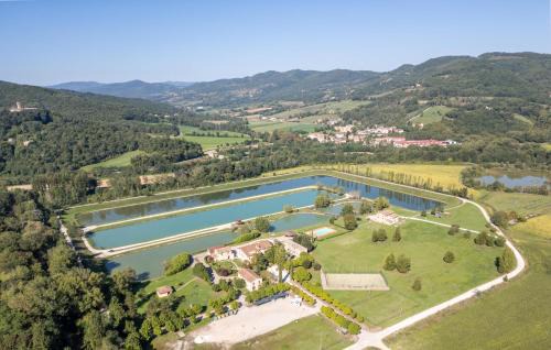 Lovely Apartment In Montone With Wifi