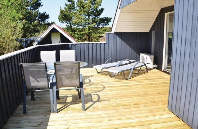 Lovely home in Fanø with sauna