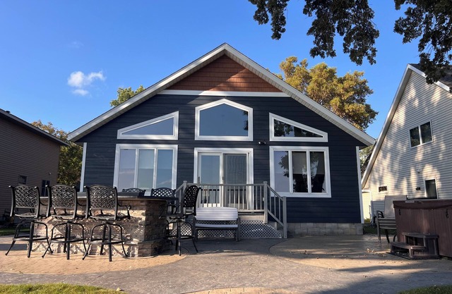 Lovely Lake Home on Eagle Lake