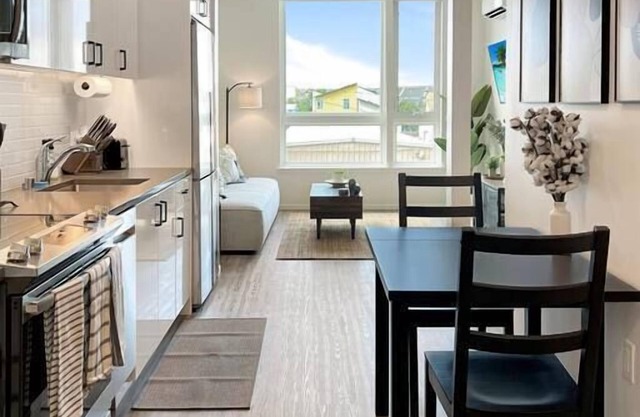 Lovely Open One-Bedroom in West Oakland