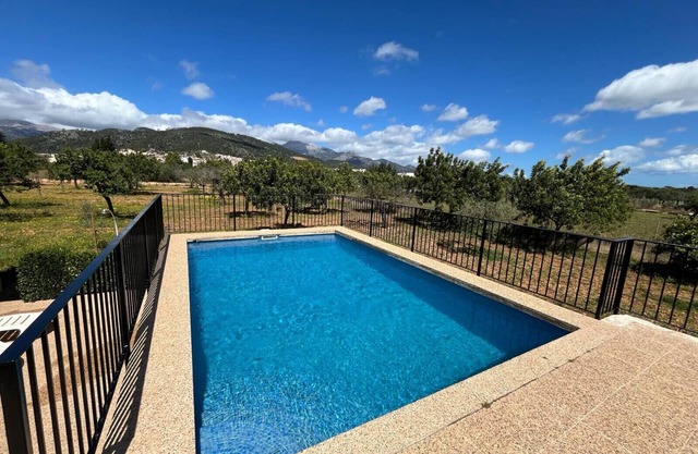 Lovely villa with private pool and ping pong table in the mountains, YourHouse Lemontree Can Antic
