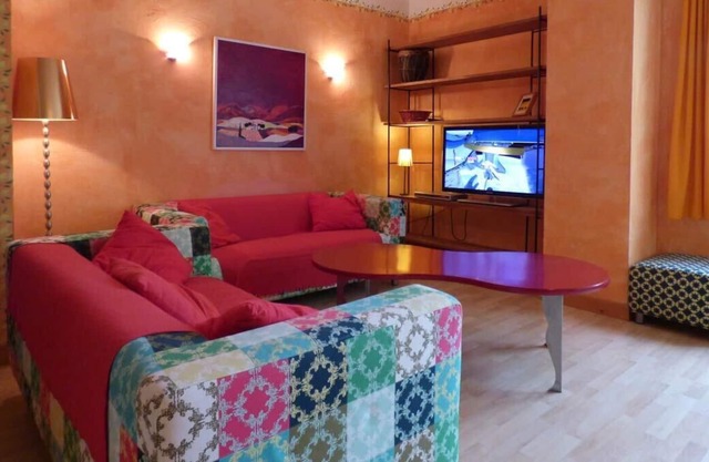 Luberon cottage for 6 people with pool and spa