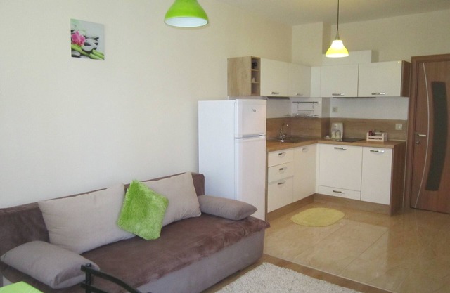 LUBO Apartment Pomorie