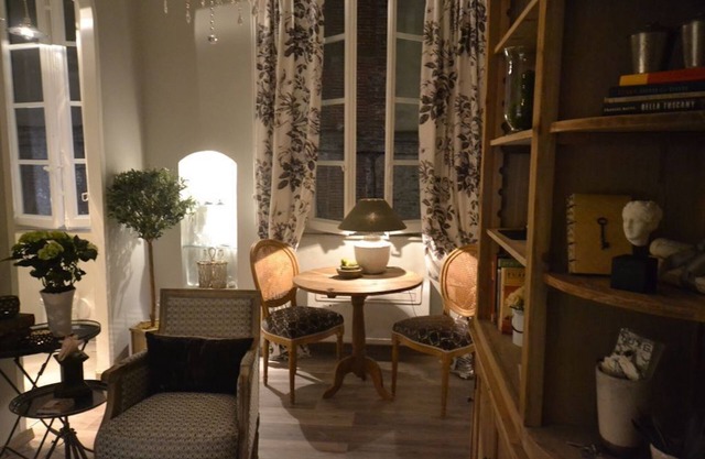 Lucca City Center - Intimate Space and Close To The Walls!
