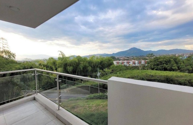 Lujoso apto con espectaculares vistas en Pereira con parqueadero y piscina
