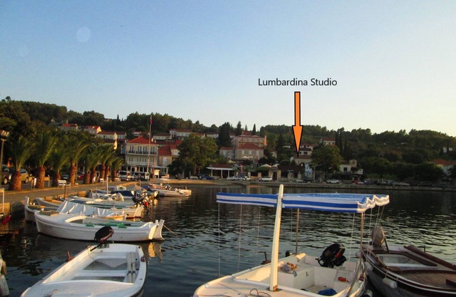 Lumbardina Studio, Top location