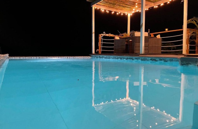 Lush Coastline Serviced Villa With Pool