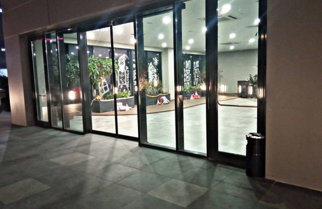lUX Residence on High Floor 03