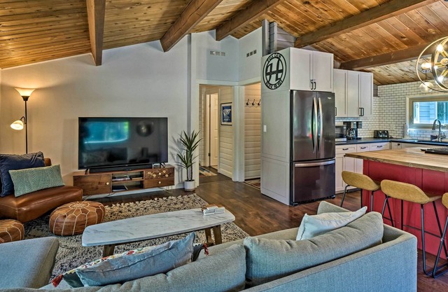 Luxe Cabin in the Pines, 5 Mi to Dtwn Breckenridge