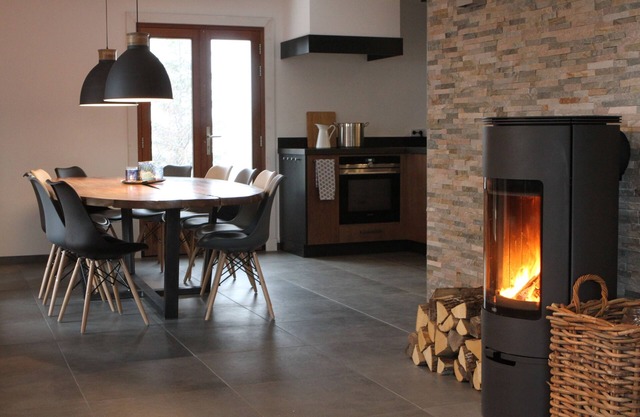 Luxurious and cozy chalet - right on the slopes - free WiFi&Netflix- Alpe d'Huez