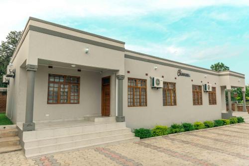Luxurious Chimwemwe I - Kat-Onga Apartments