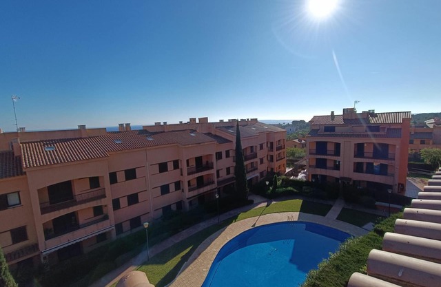 Luxurious Duplex with Pool, 2 Minutes from the Beach - 3BR, Sleeps 6