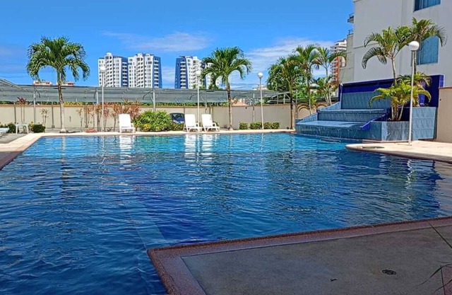 luxurious elegant and comfortable apartment exclusive area of ​Playa Tonsupa!