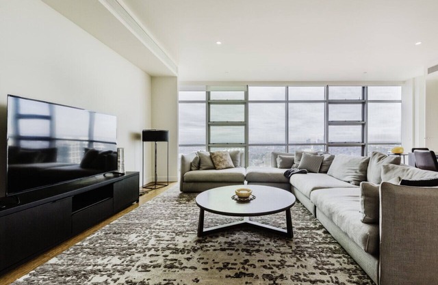 Luxurious Enormous 5brm Penthouse