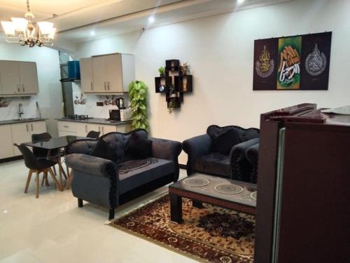 Luxurious Family Entire Apartment in Madina Tower