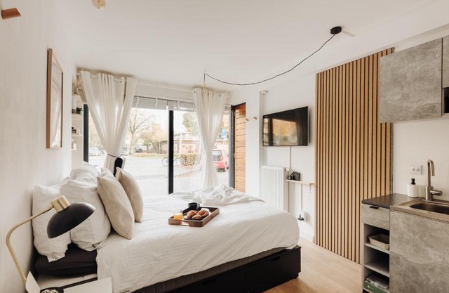 Luxurious Private Studio Amsterdam Zuid