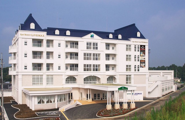 Luxurious, spacious, high-rise and relaxing 511