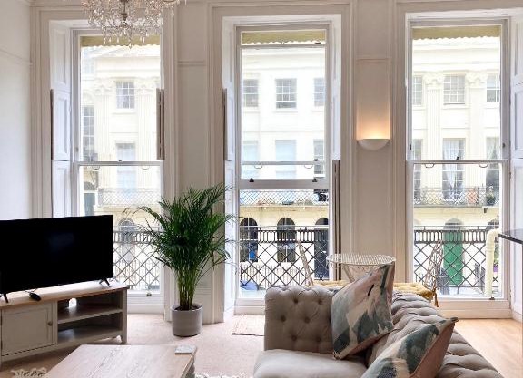 Luxury 1 bed flat with Balcony & Sea View