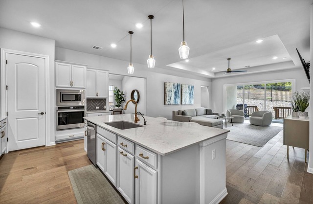 Luxury 1-story living in Hill Country, 5 mins to Galleria
