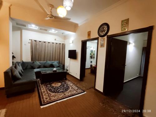 Luxury 2BR Family Apt/Wi-Fi/Netflix