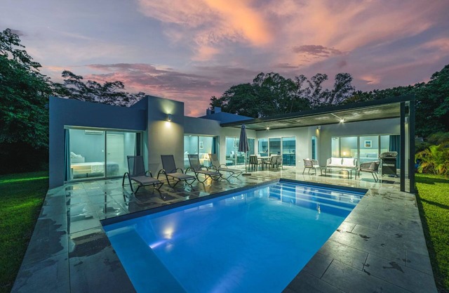Luxury 3BR Home w/Pool, Near Beach & Downtown