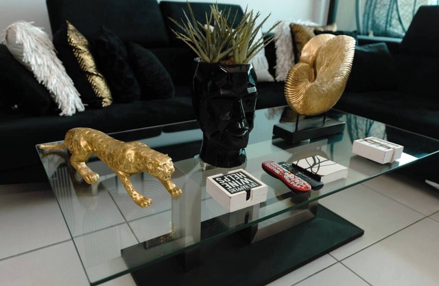 Luxury 3BR Penthouse in Astriann