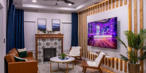 Luxury 5-BR House, Tampa Downtown with Cottage