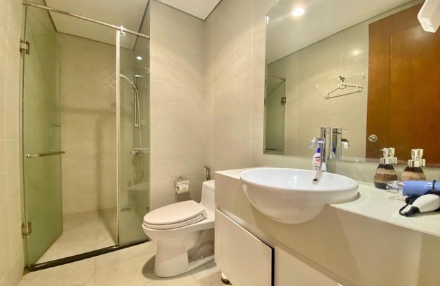 Luxury Apartment for Rent - Vinhomes SkyLake Phạm Hùng