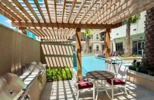 Luxury BOHO Abode! 2BD/2Bath; Galleria/Downtown