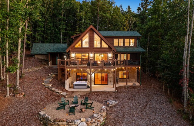 Luxury Cabin-Big Views Hot Tub Fire Pit