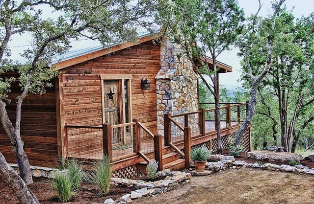 Luxury Cabins @Stony Ridge-Emerald