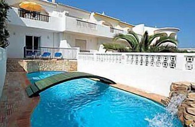 Luxury Cottage. Private Pool. Nr Beach and Shops. Sea Views. Licence No 3188/AL