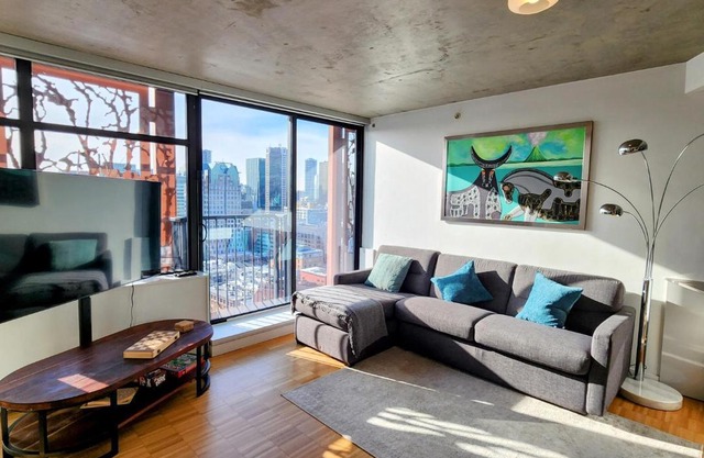 Luxury Downtown Vancouver Suite