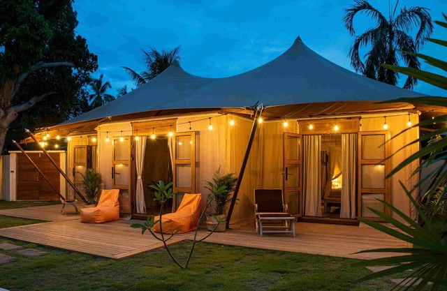Luxury Glamping 2 Air-conditioned Bedrooms With a Private Swimming Pool