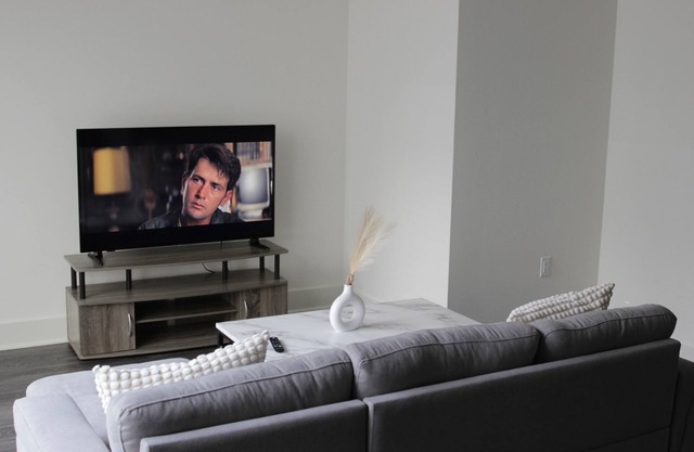 Luxury Hollywood Getaway