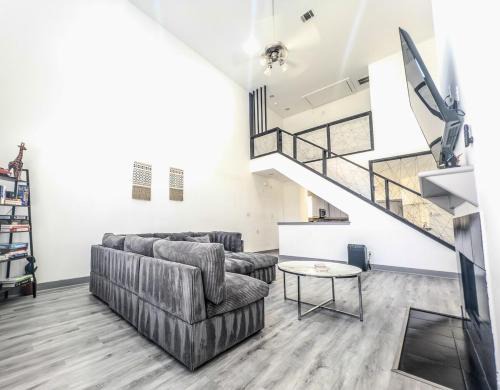 Luxury Home-near NRG MedCenter Downtown & Uptown